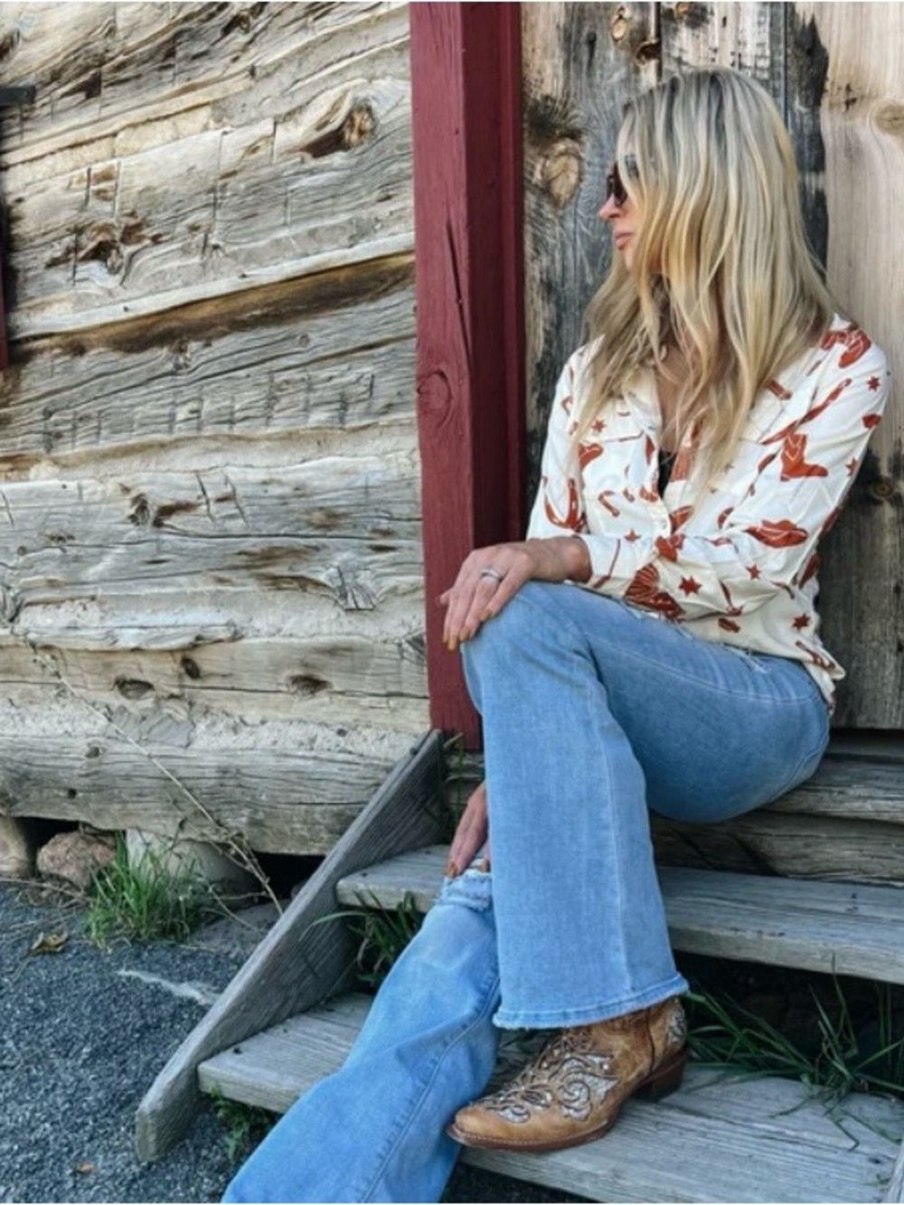 Top - NWT - Austin - Burnt orange & white - Pearl snap Long sleeve  Boot & Snake - Picture 7 of 7
